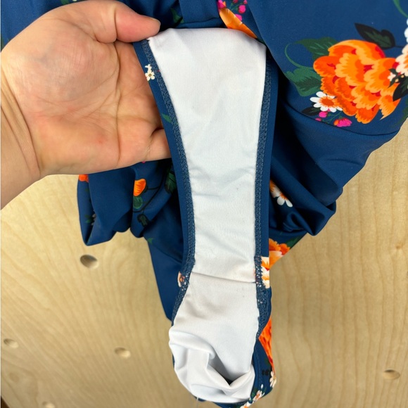 NWT Cupshe Blue Floral One Piece Bathing Suit Built In Padding Small - Picture 5 of 12